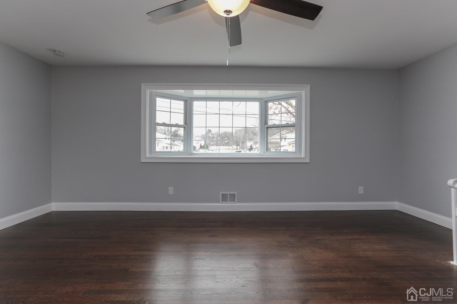22 Alpine Place Colonia, NJ 07067 - Photo 9 of 24 Gallery Image 9