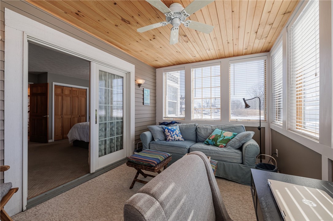 2273 Edgemere Drive Greece, NY 14612 - Photo 20 of 50