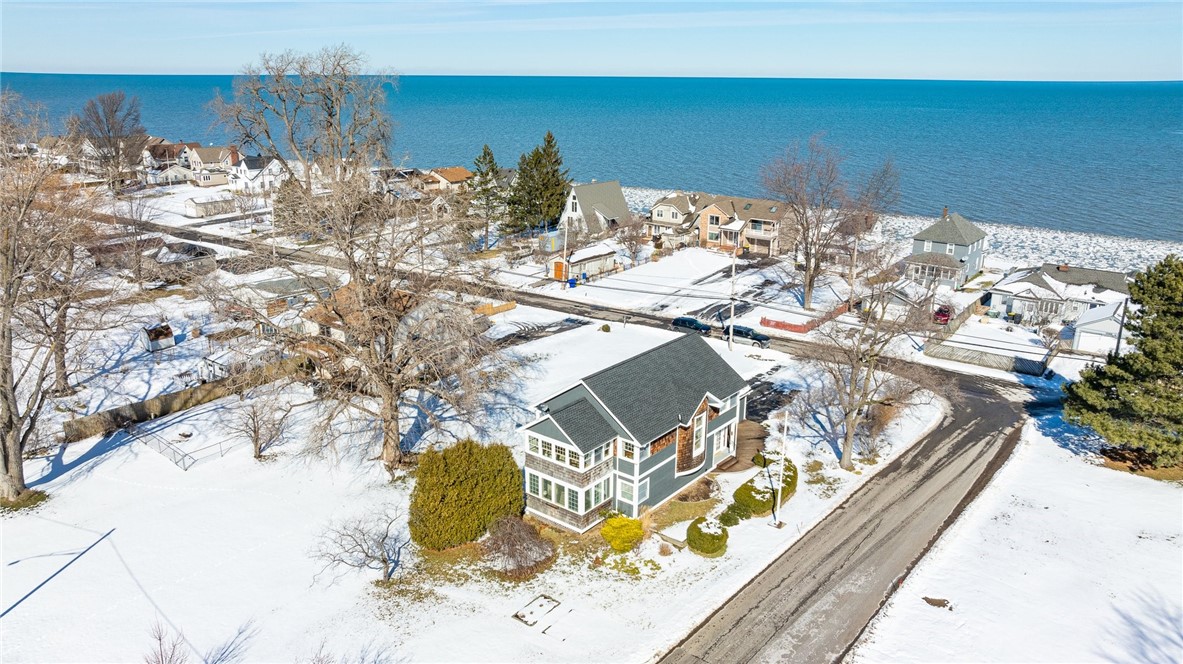 2273 Edgemere Drive Greece, NY 14612 - Photo 7 of 50