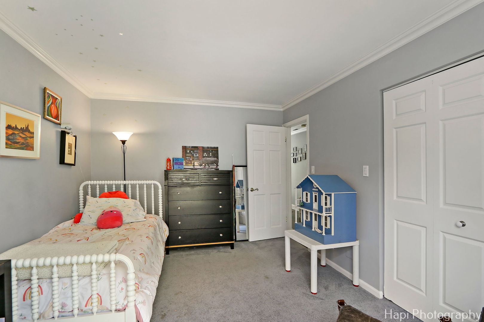 1340 North Sutton Place Chicago, IL 60610 - Photo 26 of 40 a bedroom with a bed and a desk