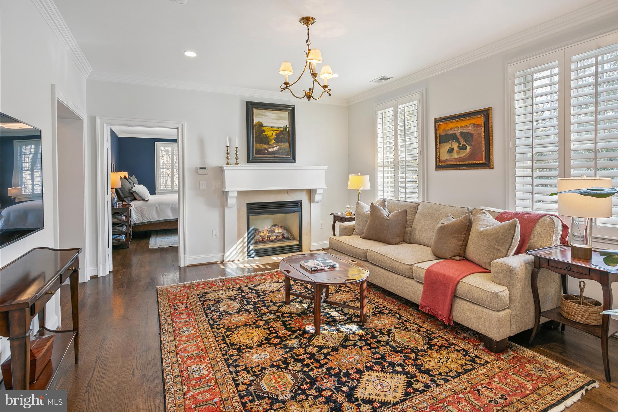 5025 Linnean Avenue Northwest Washington, DC 20008 - Photo 14 of 42 Primary Sitting Room