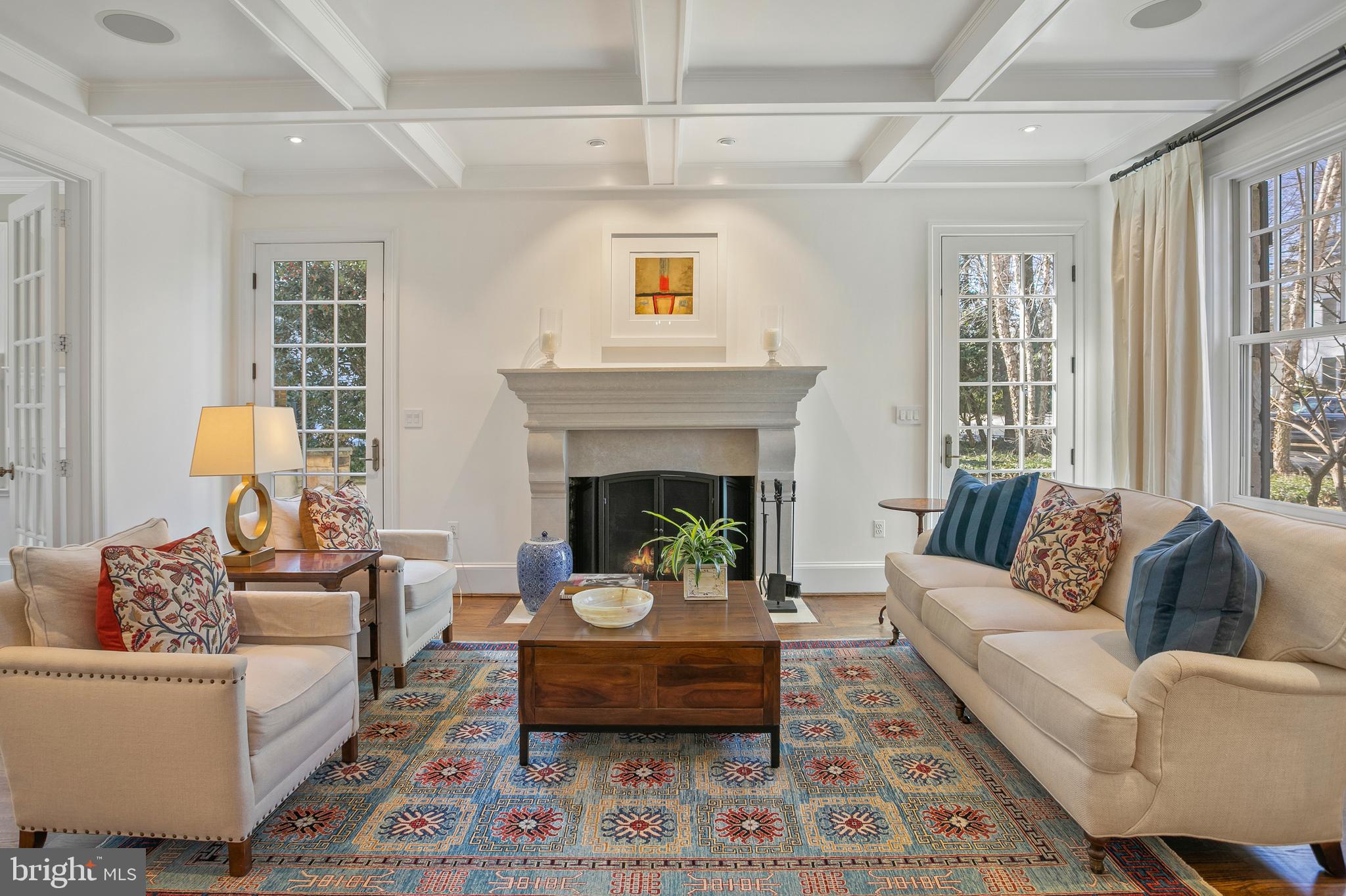 5025 Linnean Avenue Northwest Washington, DC 20008 - Photo 3 of 42 Living Room