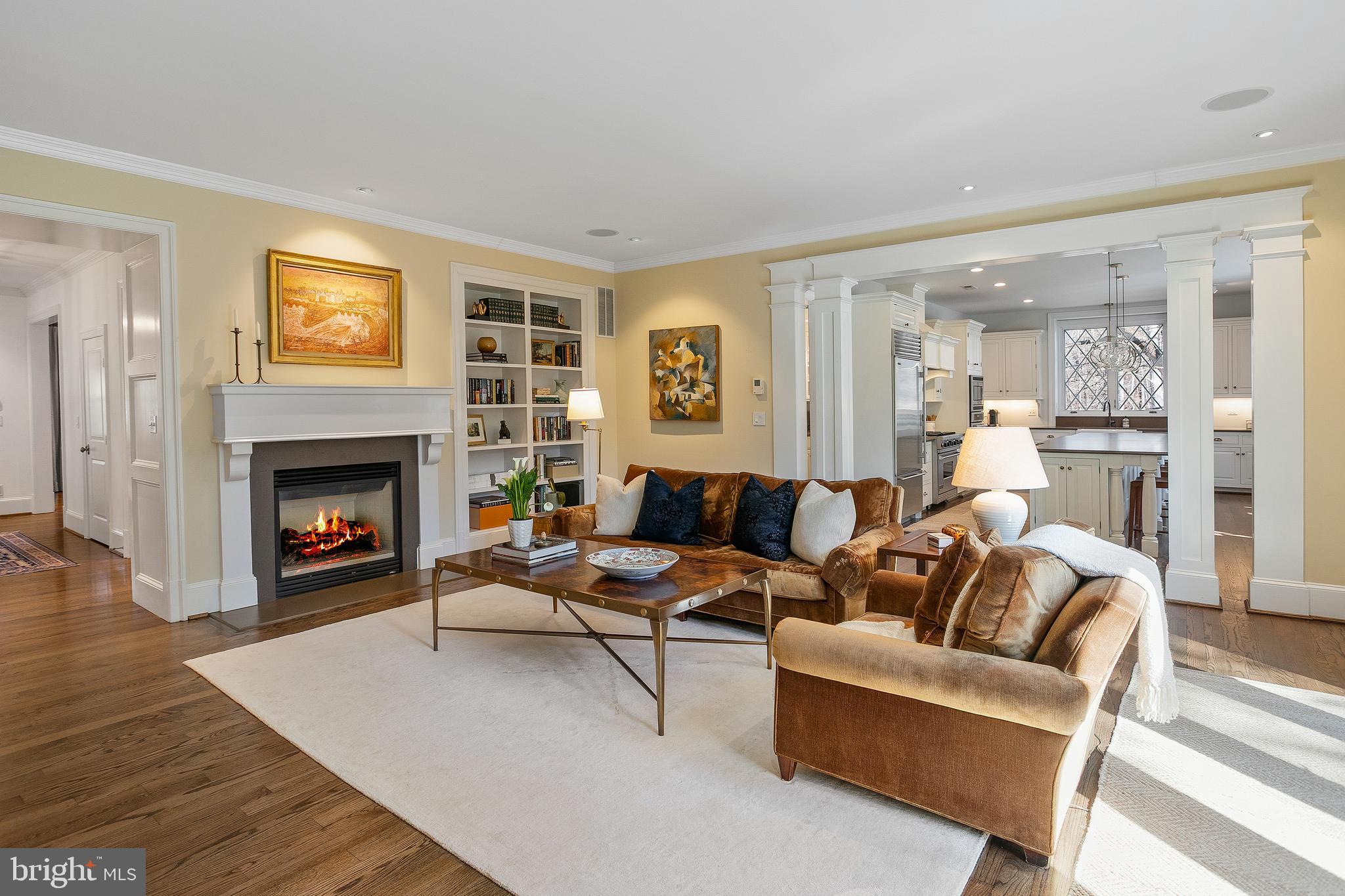 5025 Linnean Avenue Northwest Washington, DC 20008 - Photo 10 of 42 Family Room