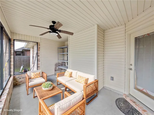 $319,900 | 420 Lakewood Drive, Luling, LA 70070