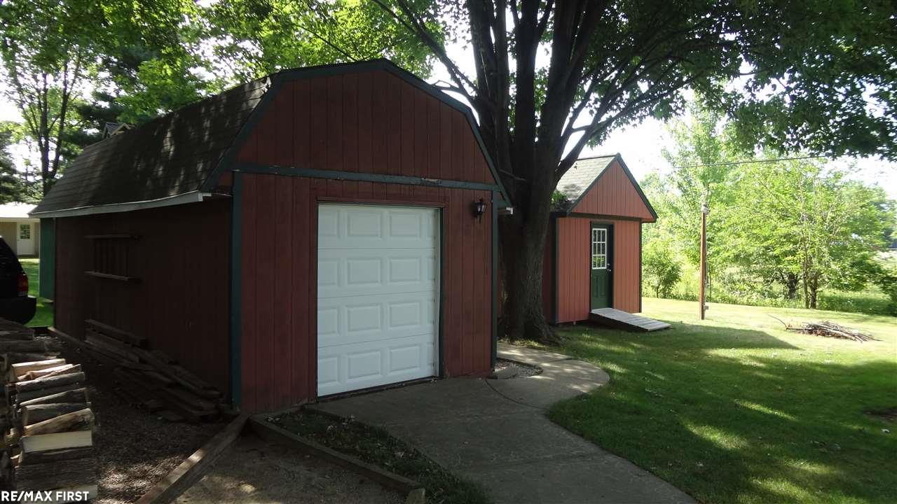 18314 Gilmore Road Armada, MI 48005 - Photo 11 of 47