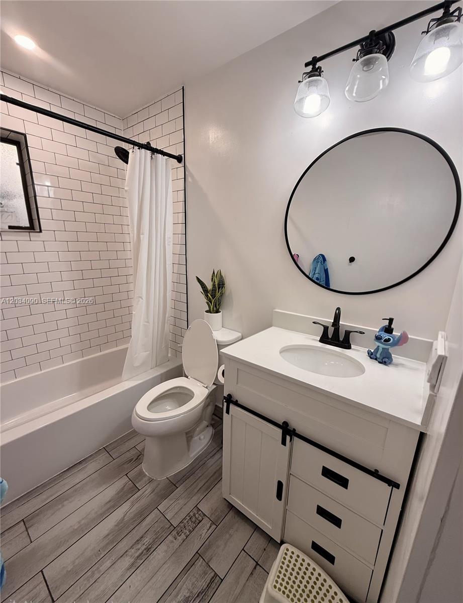 8520 Southwest 133rd Avenue Road, Unit 424 Miami, FL 33183 - Photo 5 of 15