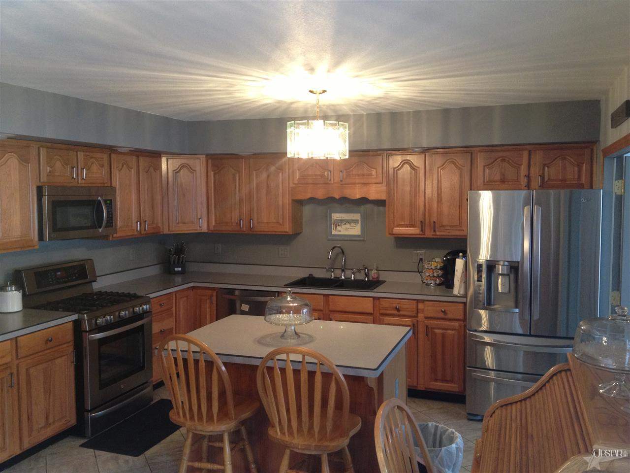4940 Kyle Road Fort Wayne, IN 46809 - Photo 3 of 19