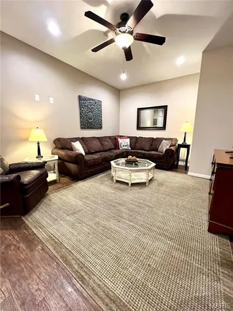 $899,900 | 1809 A U.S. Rte 66, Waynesville, MO 65583