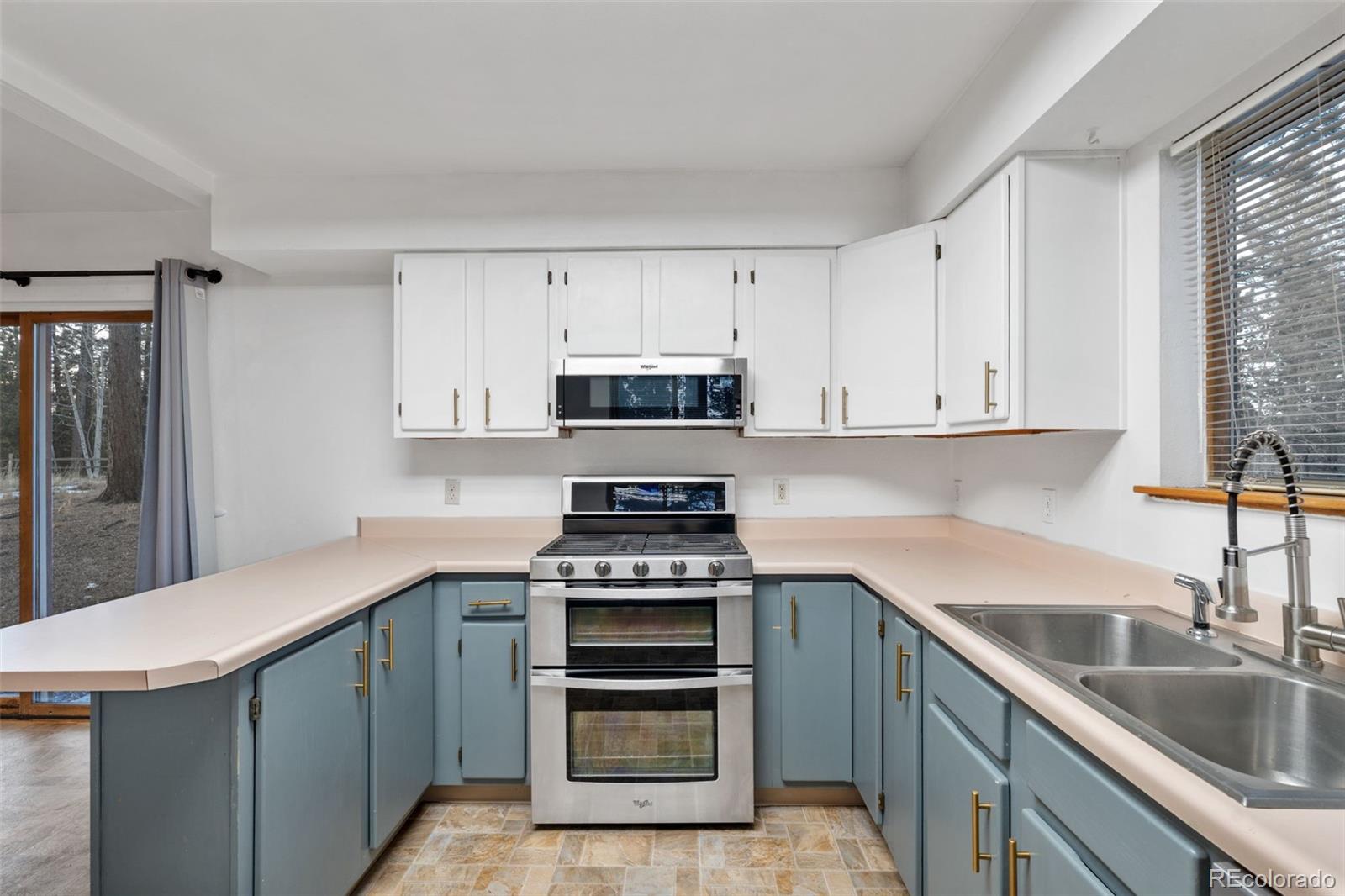 832 Spring Valley Drive Divide, CO 80814 - Photo 11 of 50