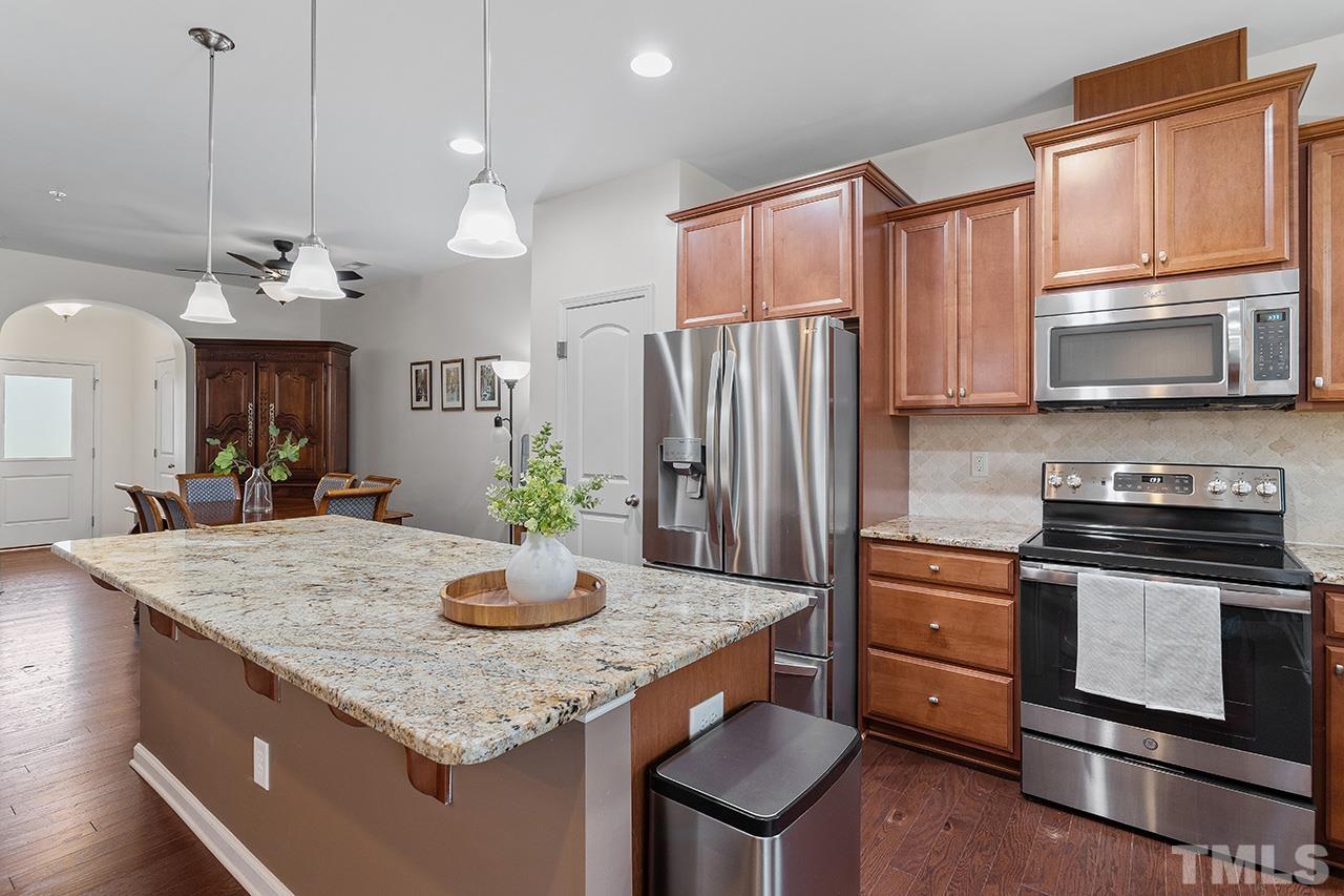 10109 Raven Tree Drive Raleigh, NC 27617 - Photo 12 of 36 Gallery Image 12