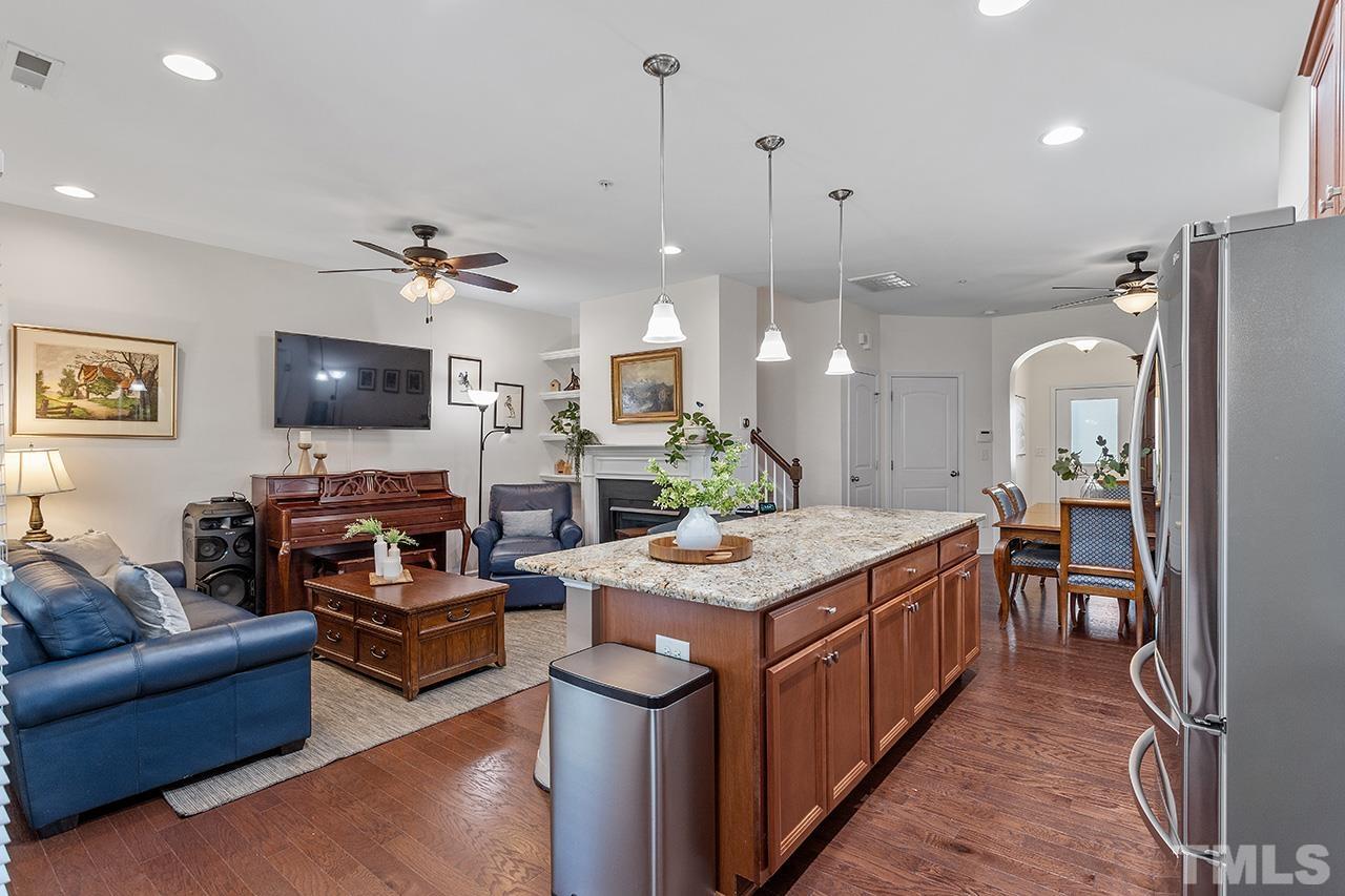 10109 Raven Tree Drive Raleigh, NC 27617 - Photo 13 of 36 Gallery Image 13