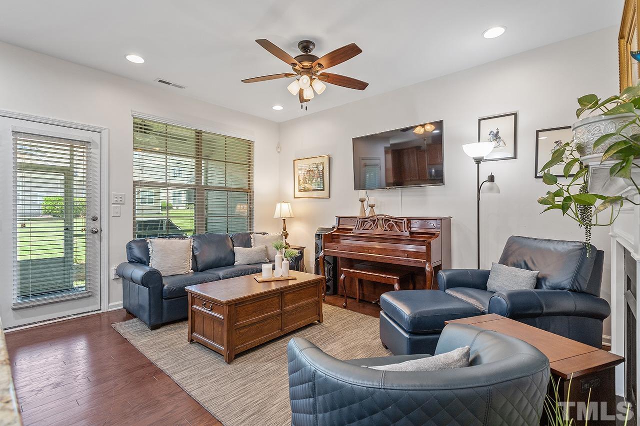 10109 Raven Tree Drive Raleigh, NC 27617 - Photo 18 of 36 Gallery Image 18