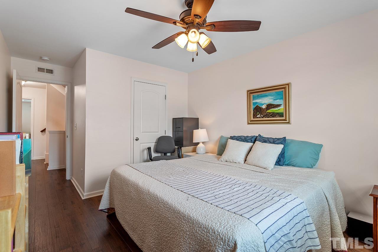 10109 Raven Tree Drive Raleigh, NC 27617 - Photo 26 of 36 Gallery Image 26