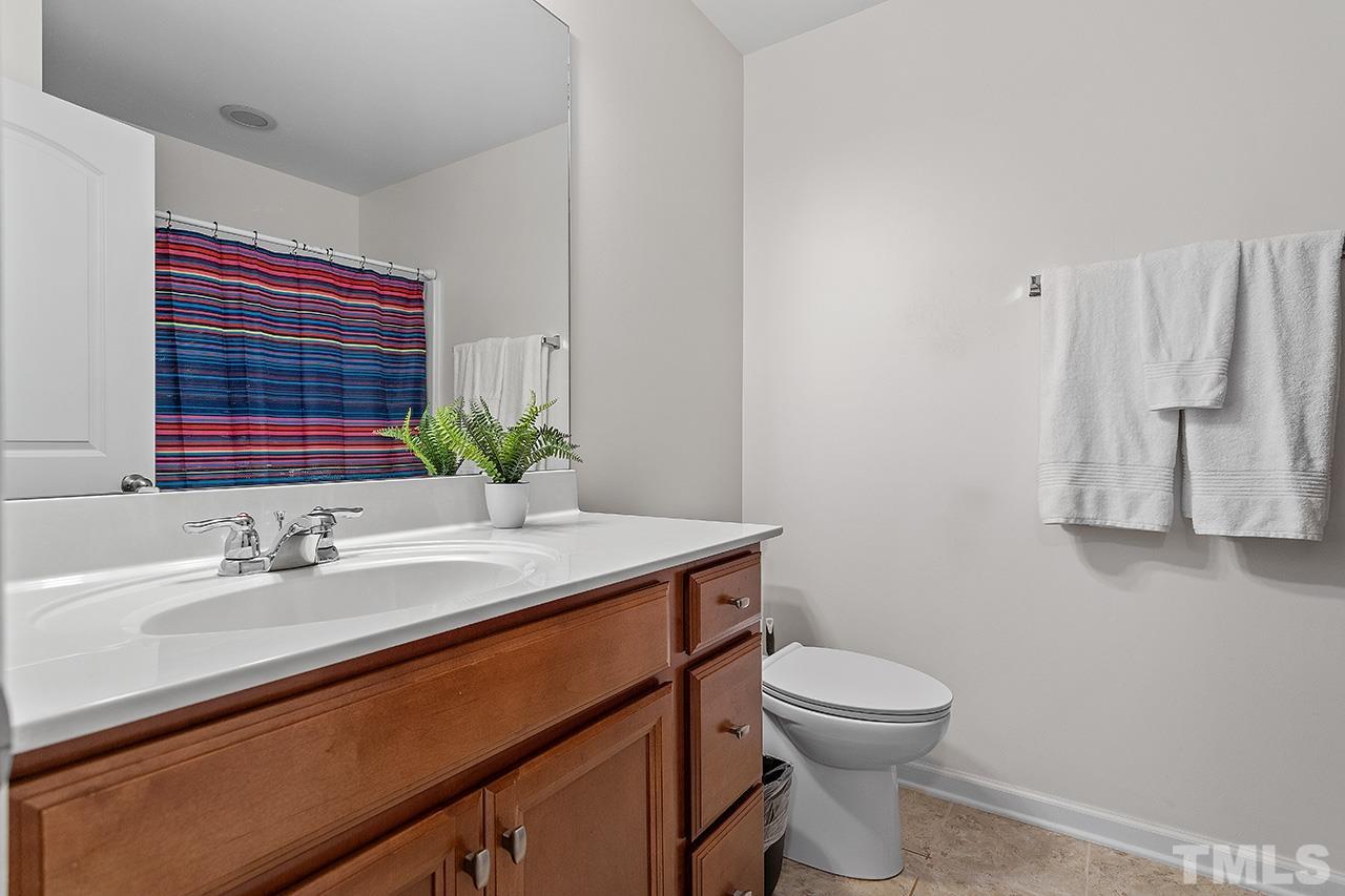 10109 Raven Tree Drive Raleigh, NC 27617 - Photo 28 of 36 Gallery Image 28