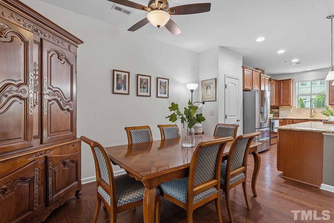 10109 Raven Tree Drive Raleigh, NC 27617 - Photo 8 of 36 Gallery Image 8