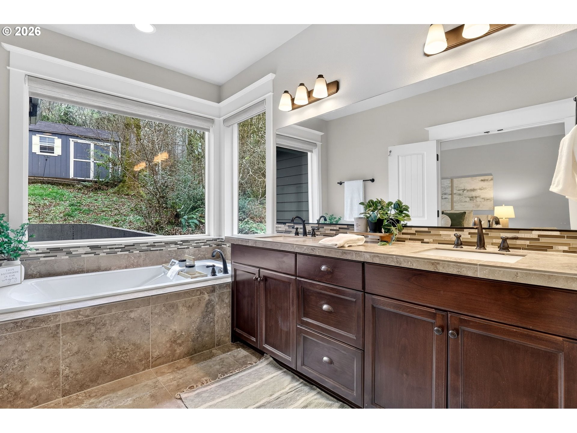 13286 Southwest Maplecrest Court Portland, OR 97223 - Photo 27 of 42