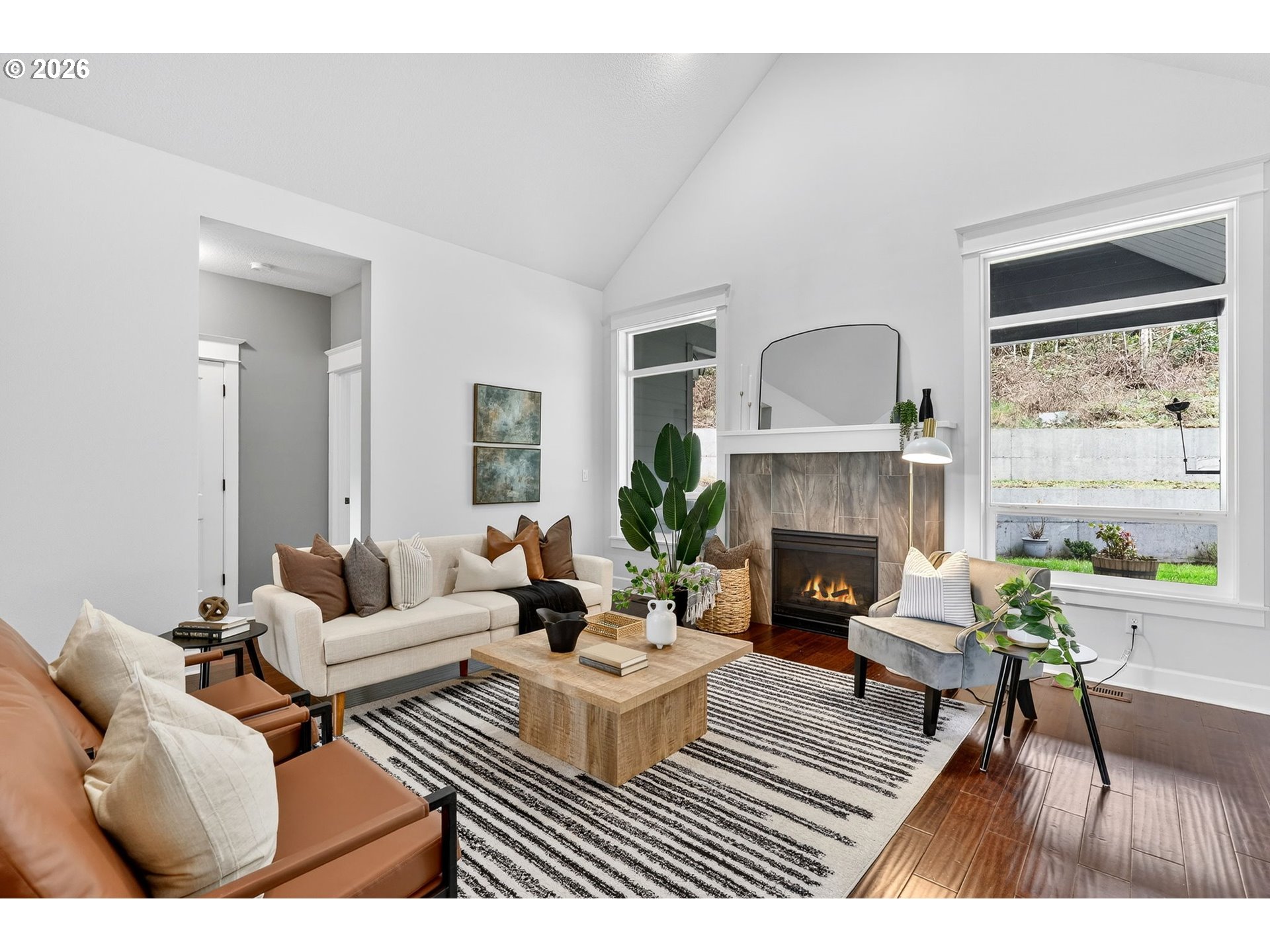 13286 Southwest Maplecrest Court Portland, OR 97223 - Photo 5 of 42