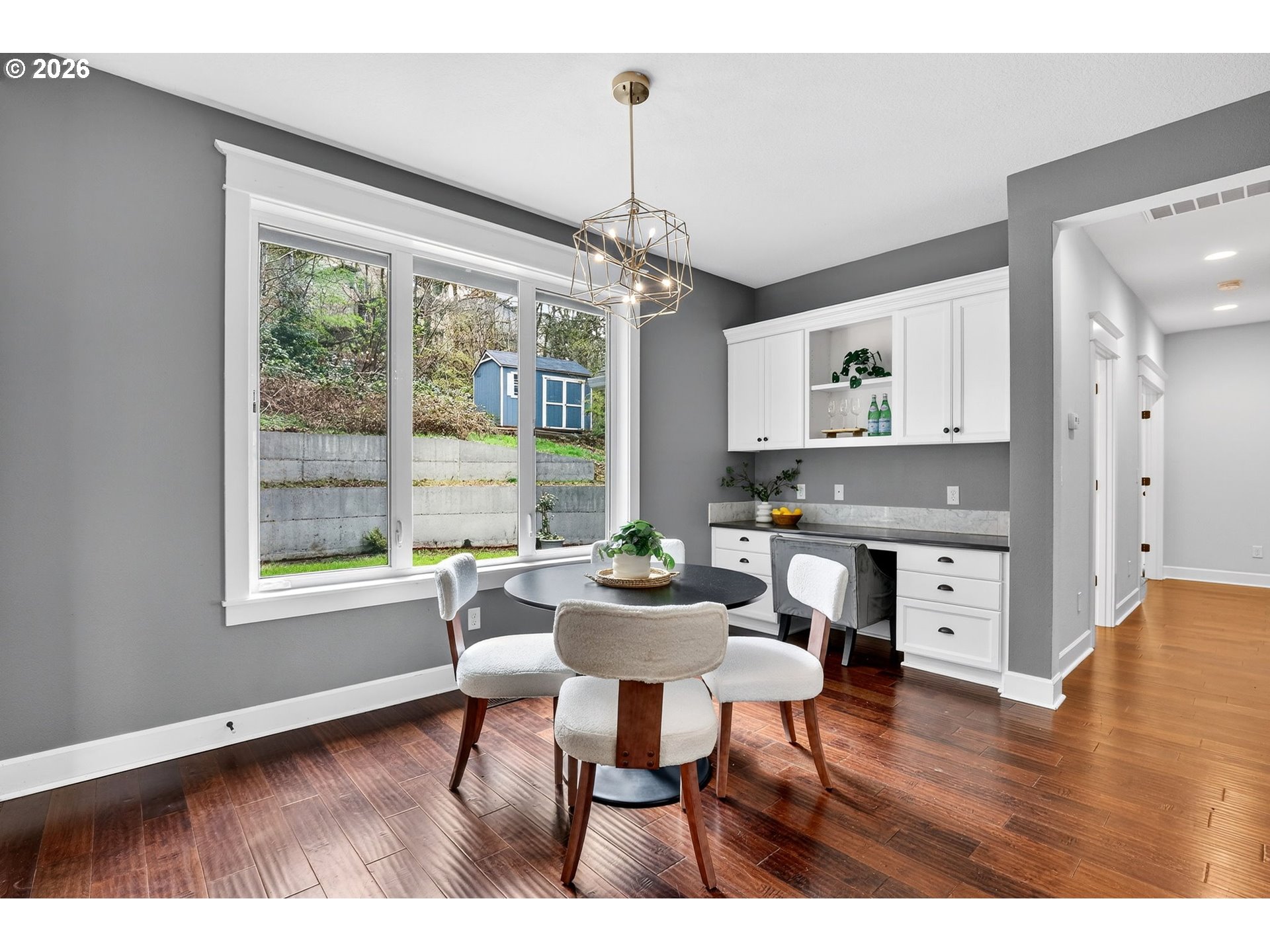 13286 Southwest Maplecrest Court Portland, OR 97223 - Photo 8 of 42