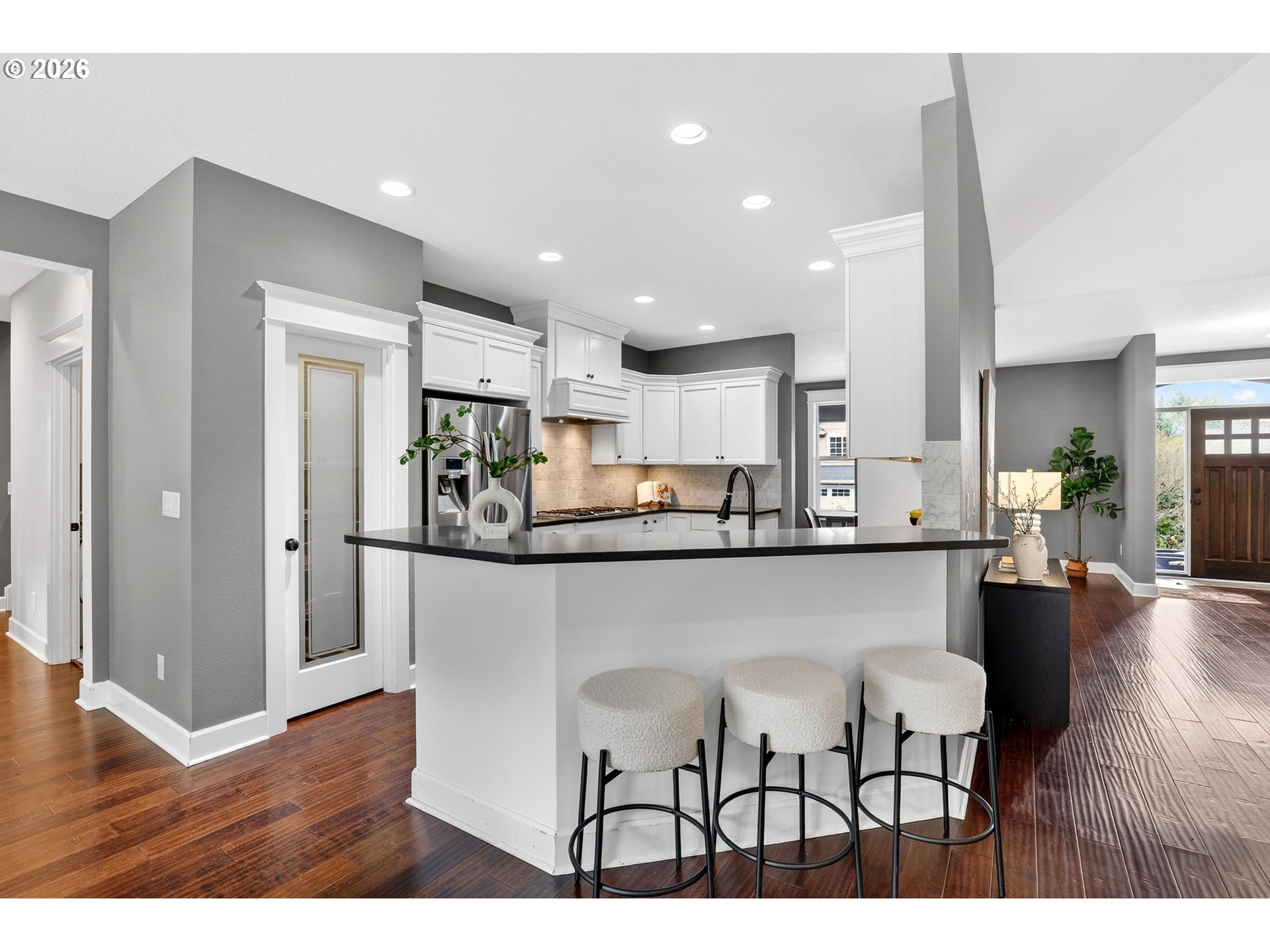 13286 Southwest Maplecrest Court Portland, OR 97223 - Photo 10 of 42