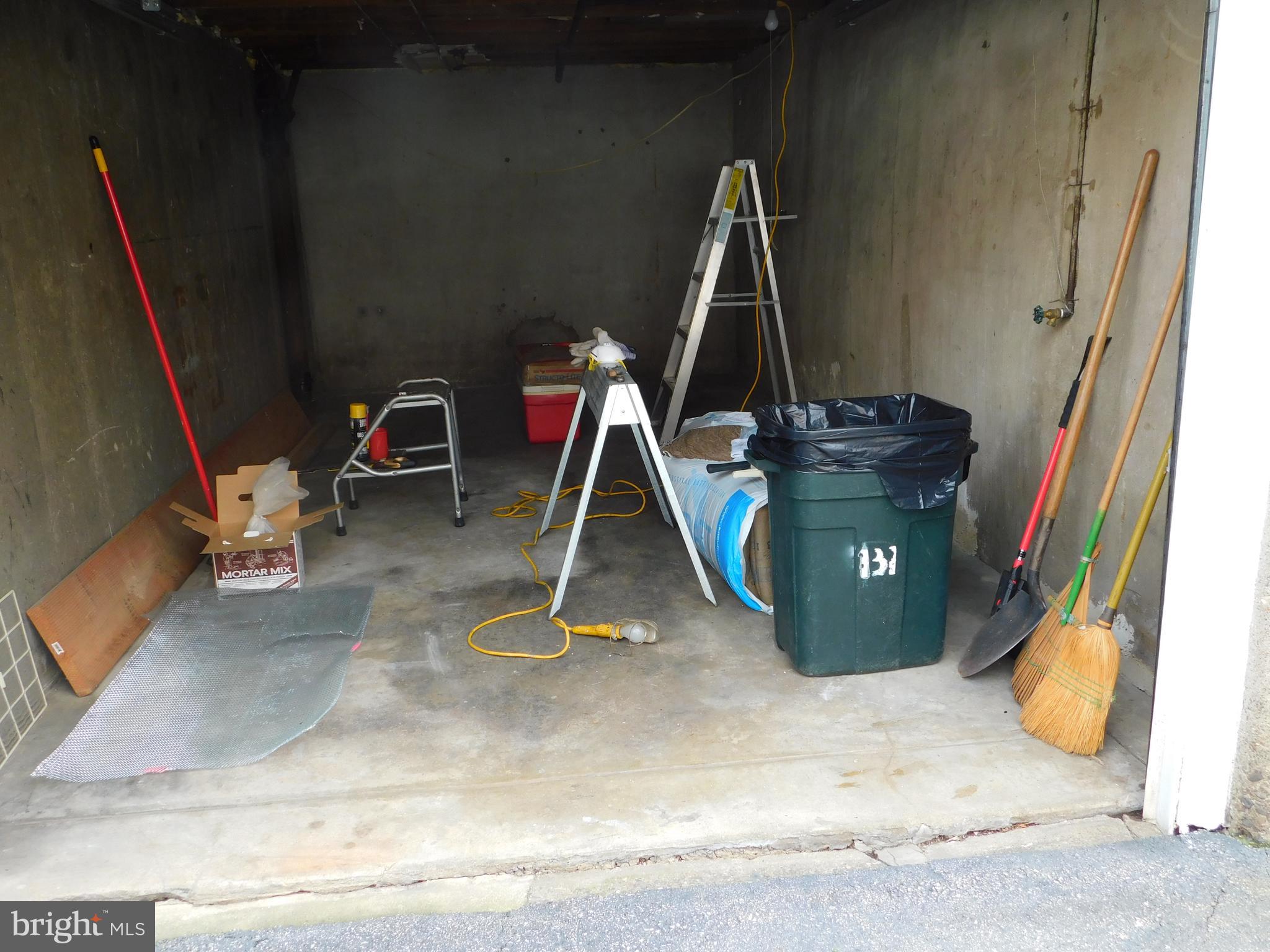 131 Willowbrook Road Clifton Heights, PA 19018 - Photo 21 of 21 Garage