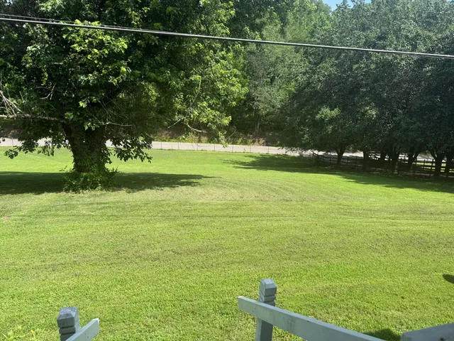 $219,999 | 1661 West Francis Spring Road, Whitwell, TN 37397