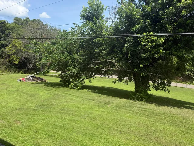 $219,999 | 1661 West Francis Spring Road, Whitwell, TN 37397