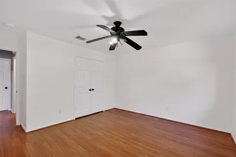 $430,000 | 4122 Casa Del Lago Drive, Missouri City, TX 77459