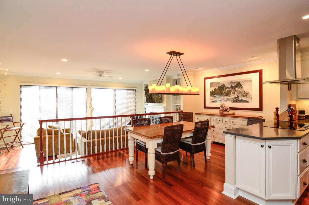 11222 Lagoon Lane Reston, VA 20191 - Photo 10 of 30 Dining Room