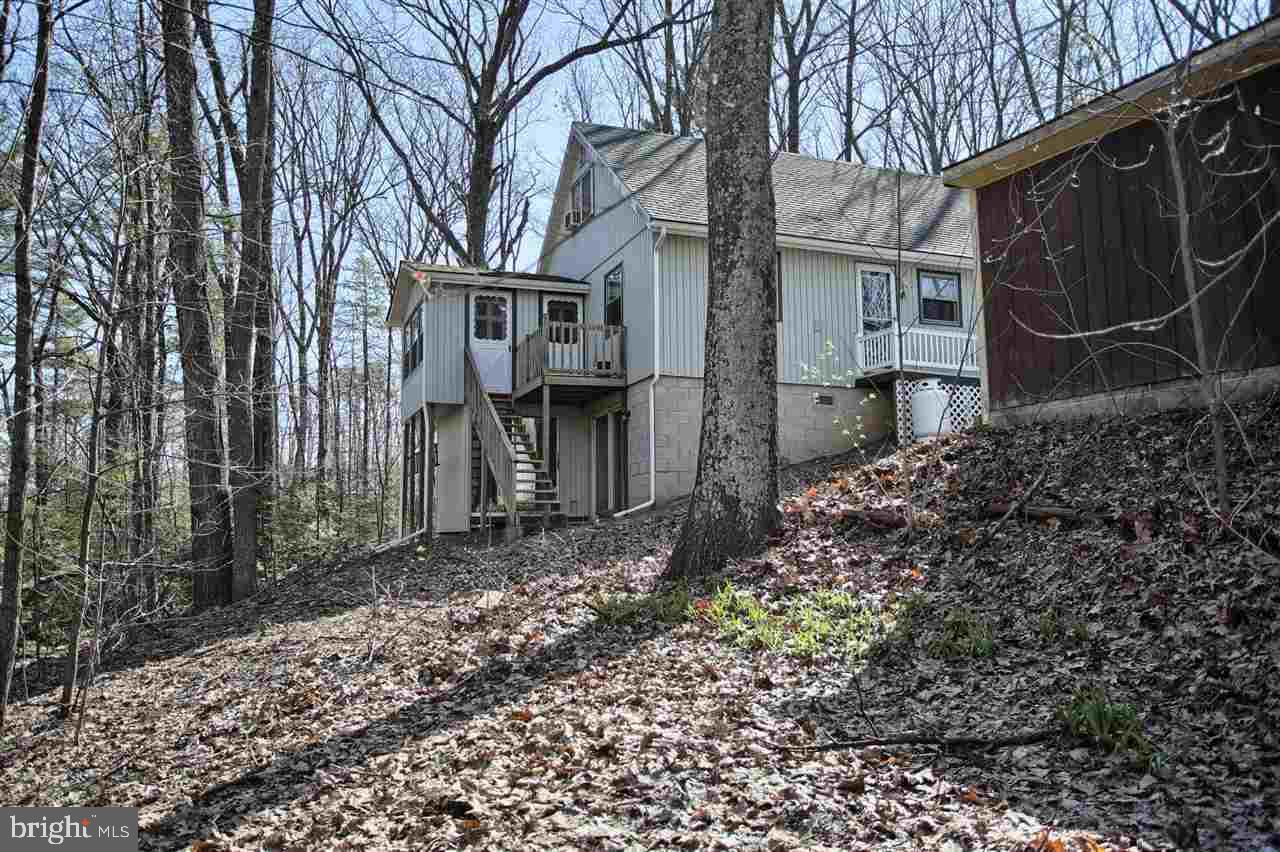 114 Oak Road Newport, PA 17074 - Photo 4 of 24 Gallery Image 4