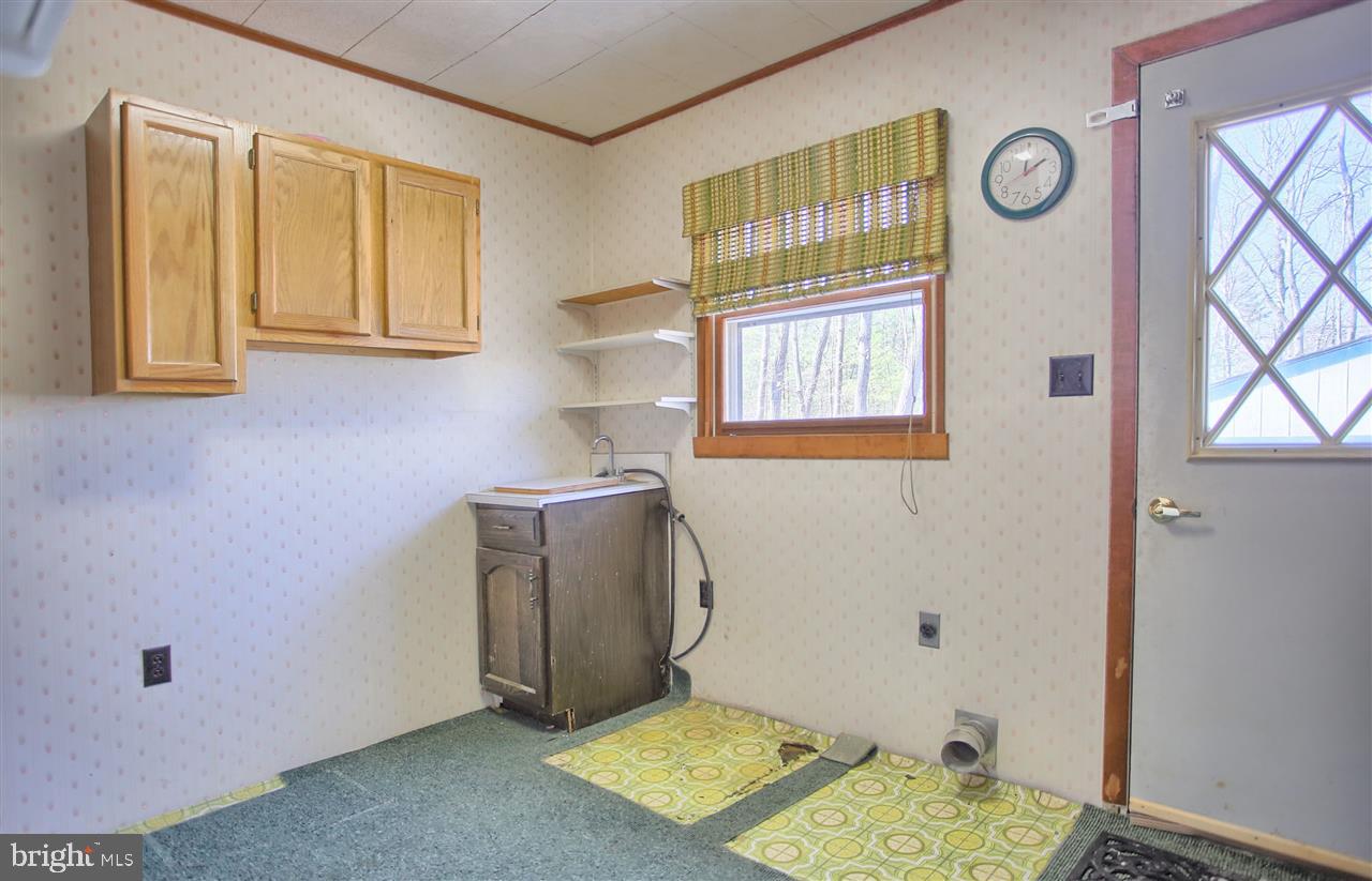 114 Oak Road Newport, PA 17074 - Photo 6 of 24 Gallery Image 6