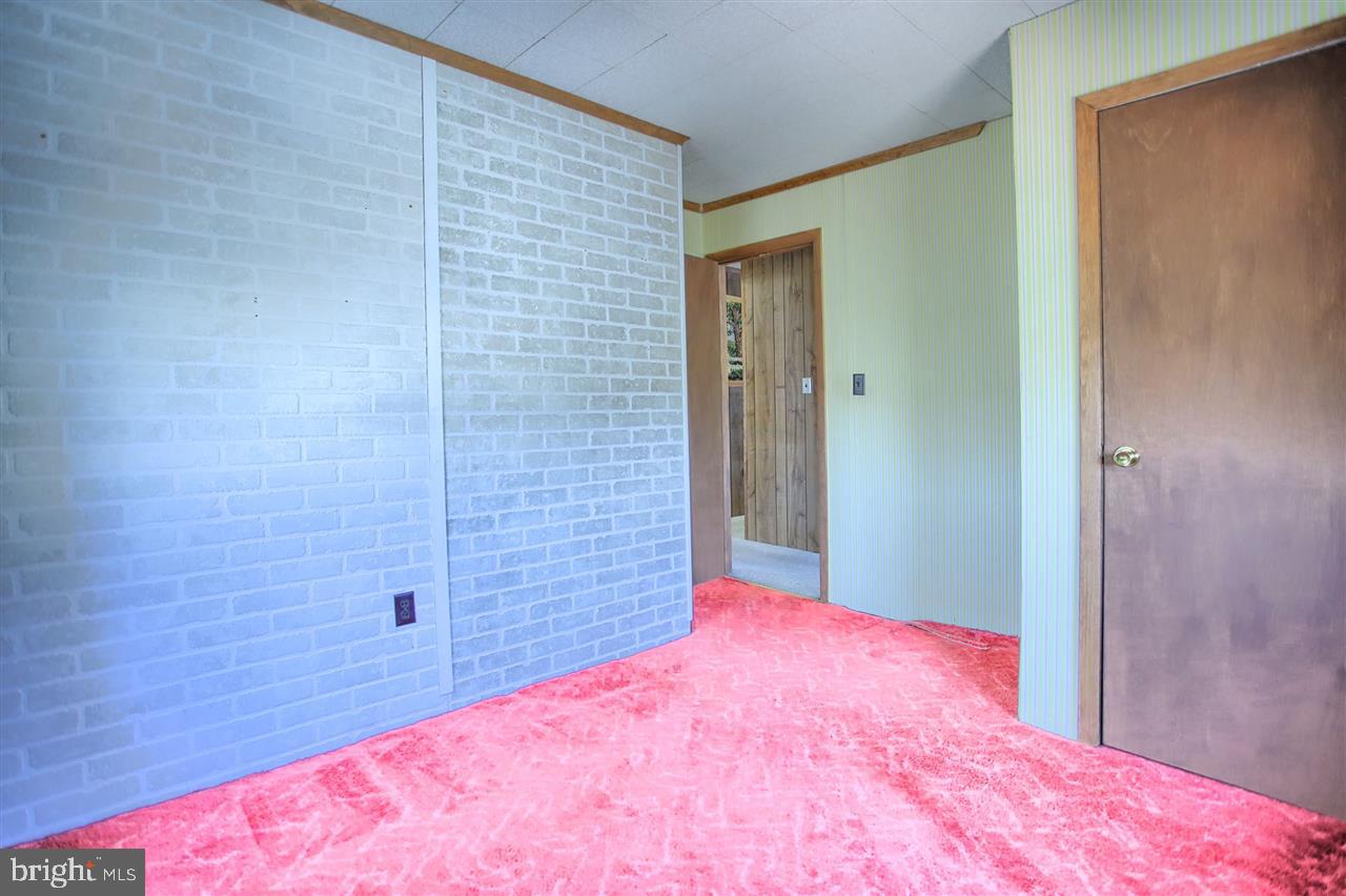 114 Oak Road Newport, PA 17074 - Photo 7 of 24 Gallery Image 7