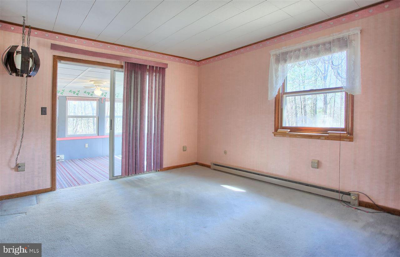 114 Oak Road Newport, PA 17074 - Photo 8 of 24 Gallery Image 8