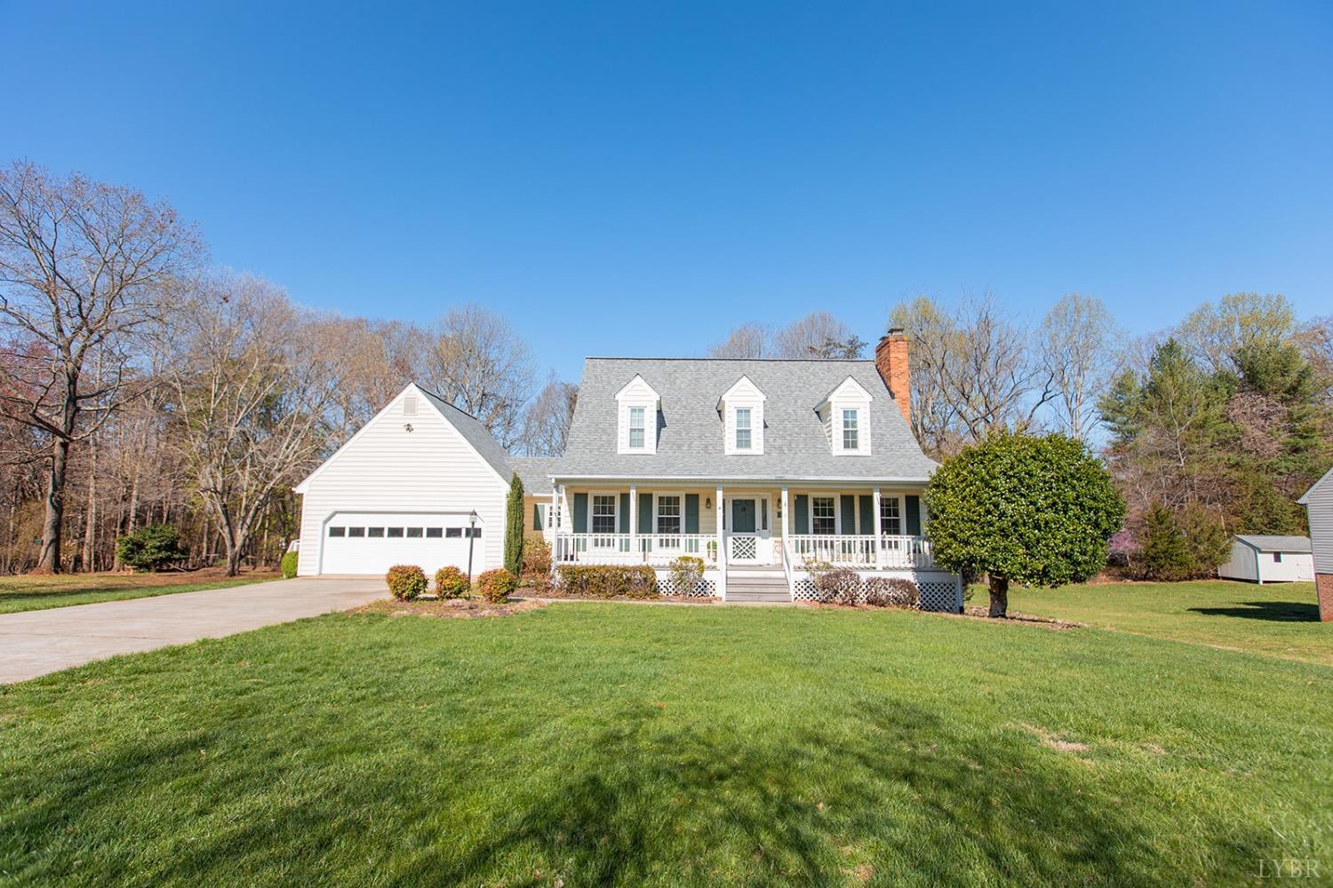 115 Hunters Creek Road Forest, VA 24551 - Photo 2 of 43 a view of a house with a yard