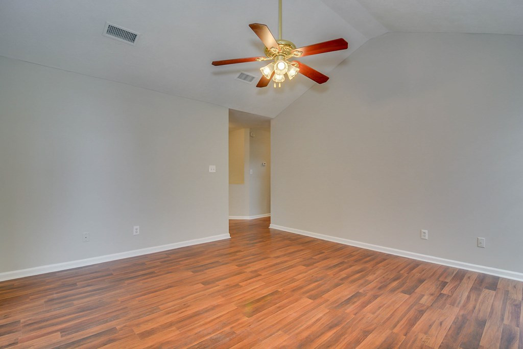 1609 Creek Run Road Hephzibah, GA 30815 - Photo 6 of 18 Gallery Image 6