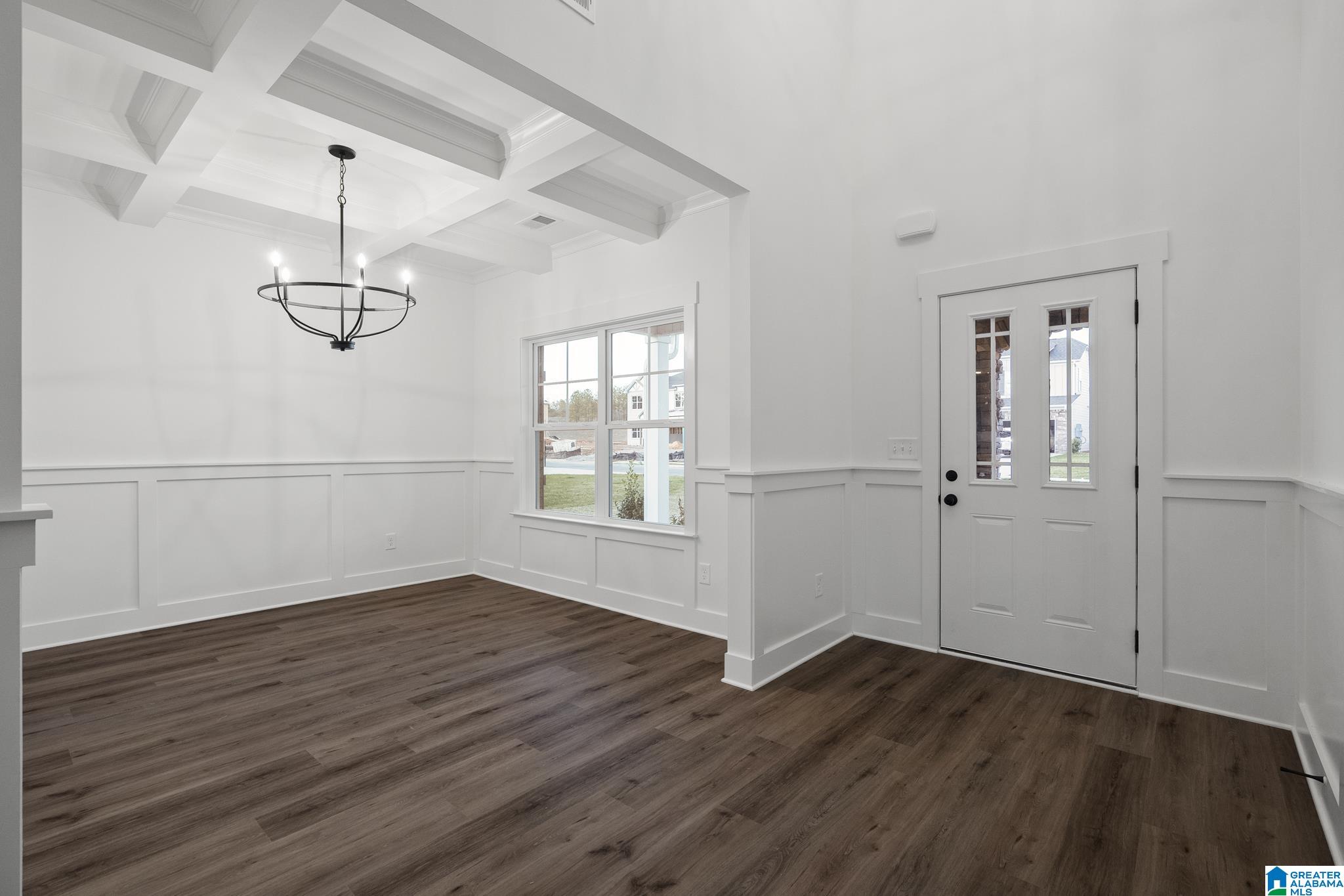 361 Wynlake Drive Alabaster, AL 35007 - Photo 3 of 47