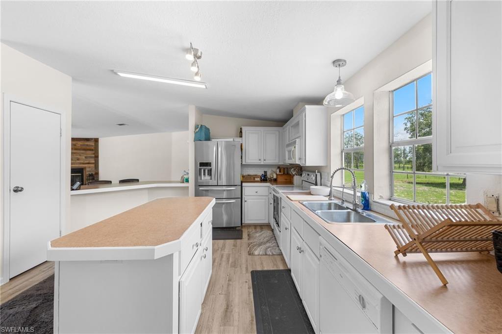 18405 Dykes Road Estero, FL 33928 - Photo 3 of 49 Gallery Image 3
