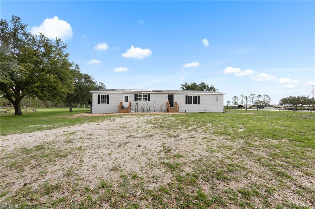 18405 Dykes Road Estero, FL 33928 - Photo 34 of 49 Gallery Image 34