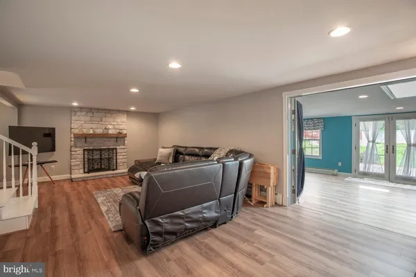 $750,000 | 251 Upper Holland Road, Richboro, PA 18954