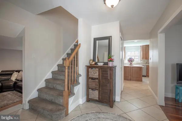 $750,000 | 251 Upper Holland Road, Richboro, PA 18954