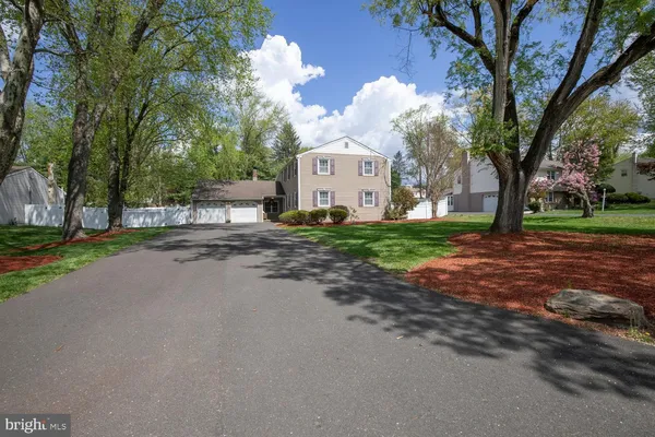 $750,000 | 251 Upper Holland Road, Richboro, PA 18954