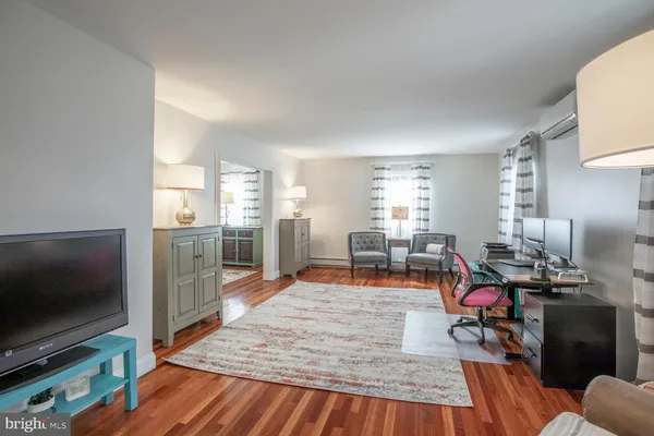 $750,000 | 251 Upper Holland Road, Richboro, PA 18954