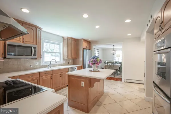 $750,000 | 251 Upper Holland Road, Richboro, PA 18954