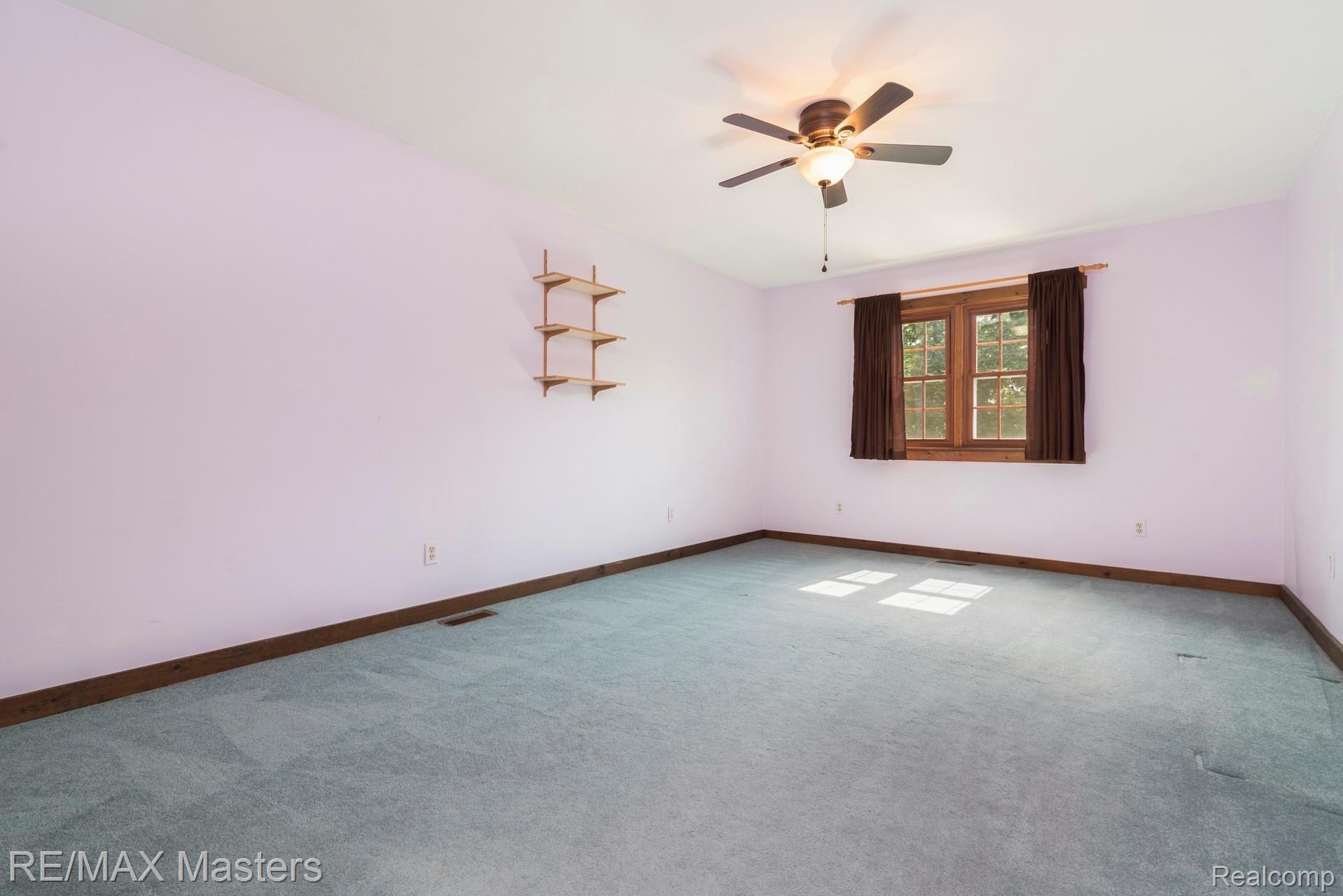 27604 Arsenal Road Flat Rock, MI 48134 - Photo 20 of 35 4 generous sized bedrooms