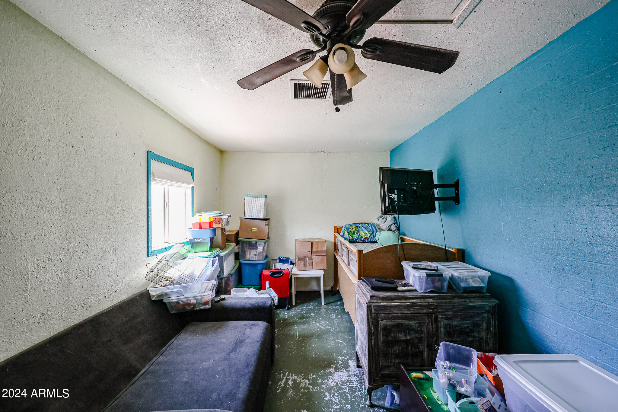 3301 East Nisbet Road Phoenix, AZ 85032 - Photo 8 of 24 B (21)