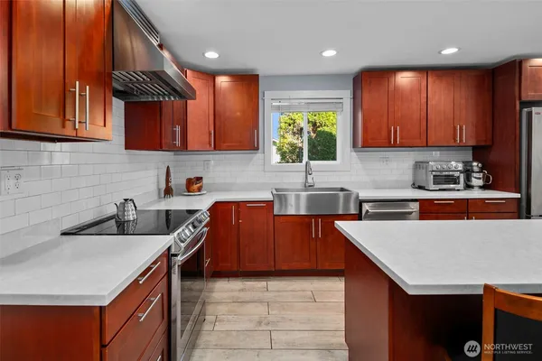 $1,215,000 | 10285 Ski Hill Drive, Leavenworth, WA 98826