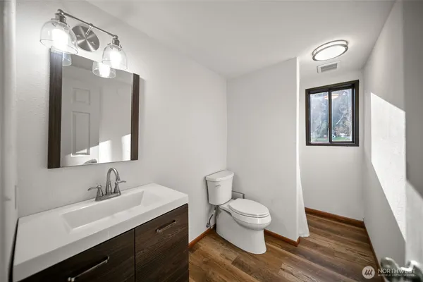 $1,215,000 | 10285 Ski Hill Drive, Leavenworth, WA 98826