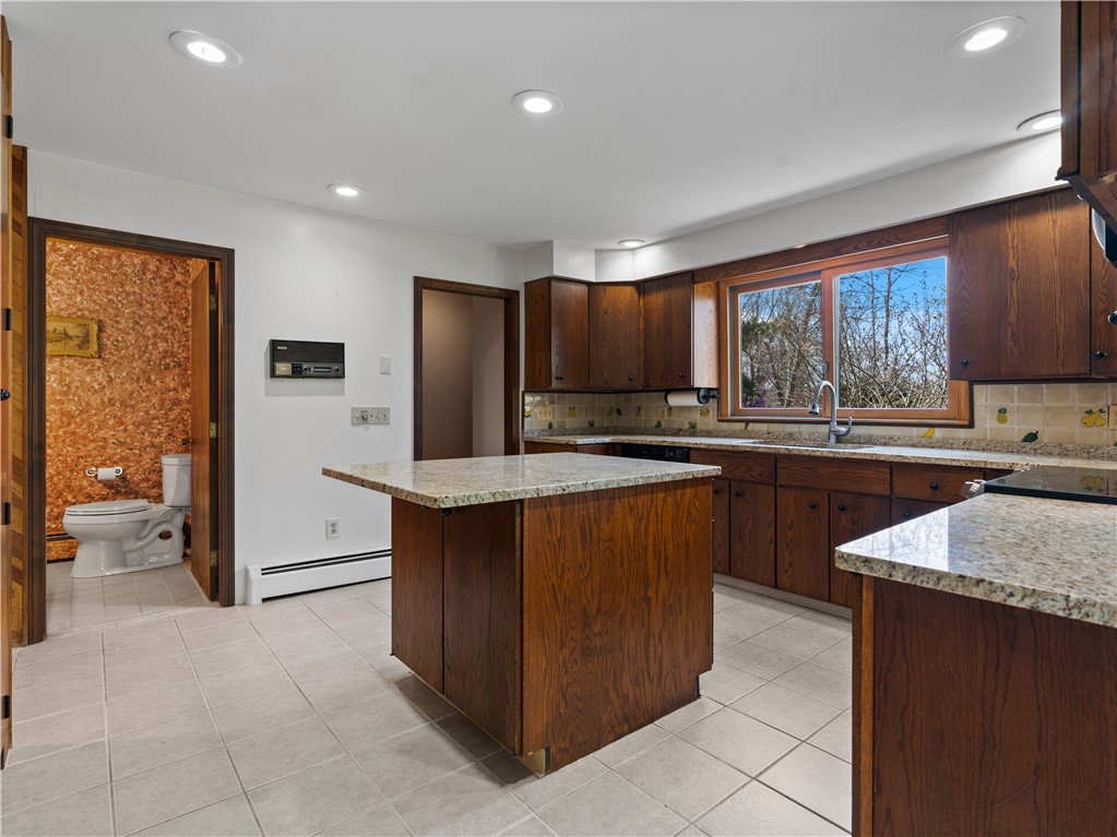8 Clark Road Smithfield, RI 02917 - Photo 12 of 40