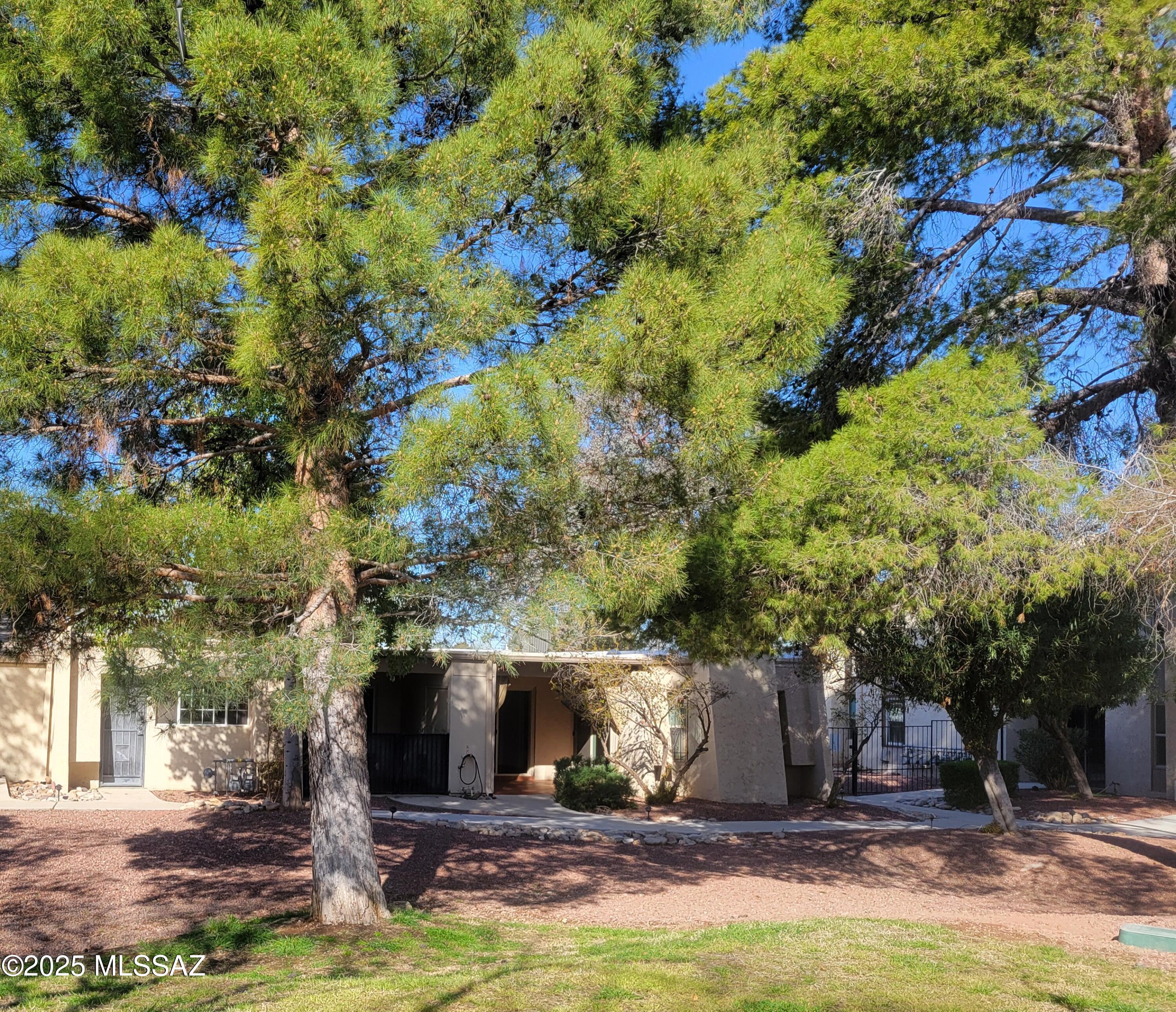3750 North Country Club Road, Unit 16 Tucson, AZ 85716 - Photo 16 of 17