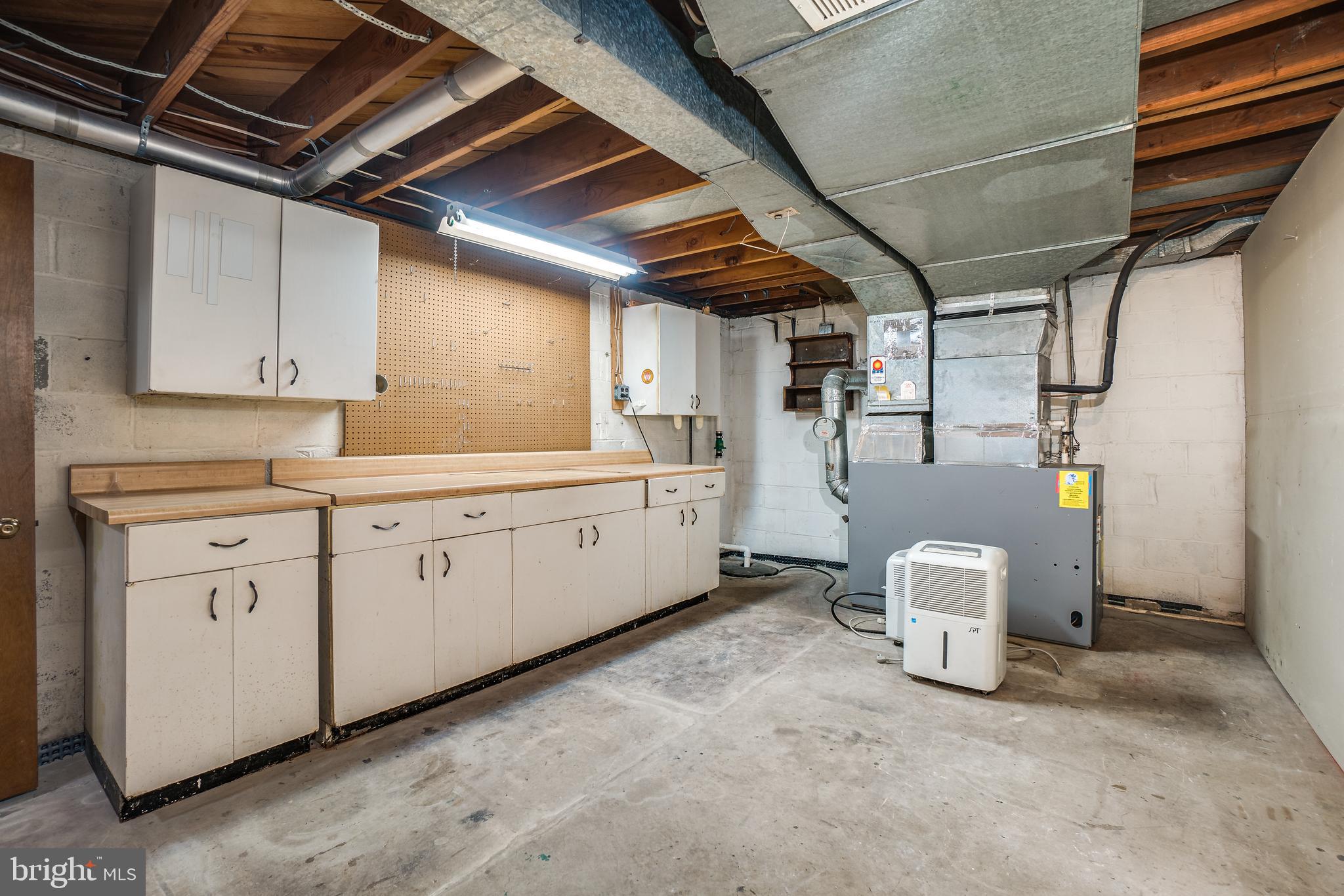 4 Edgeclift Road Towson, MD 21286 - Photo 21 of 31 Workshop