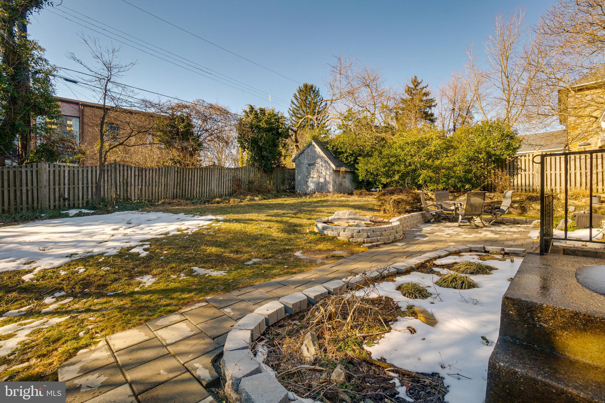 4 Edgeclift Road Towson, MD 21286 - Photo 24 of 31 Partially Fenced Rear Yard